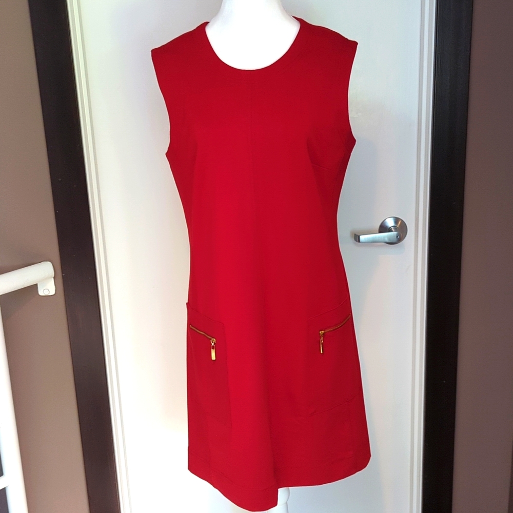 Women's Red Sleeveless Dress